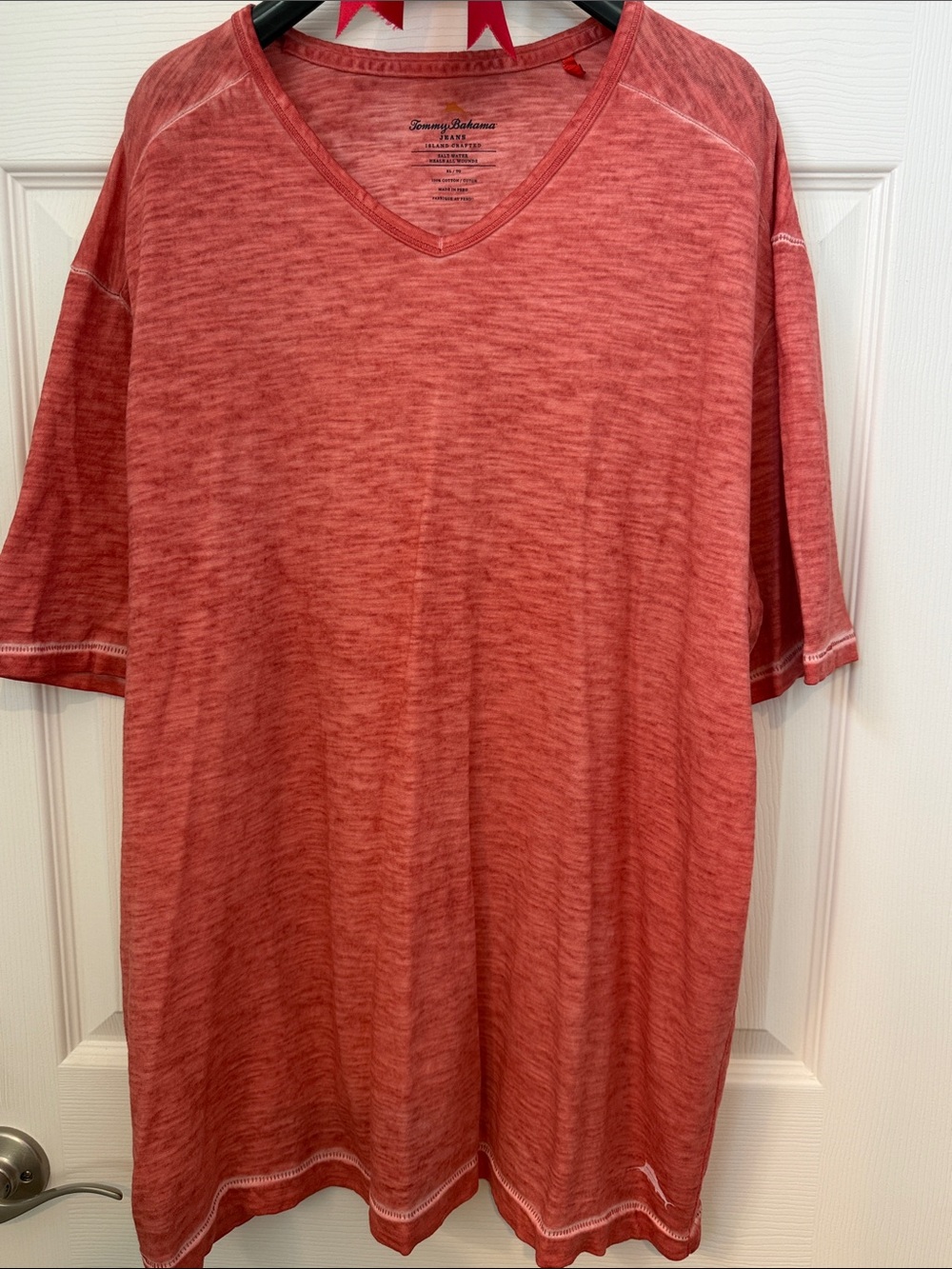 Tommy Bahama Heathered Red V-Neck Short Sleeve Shirt